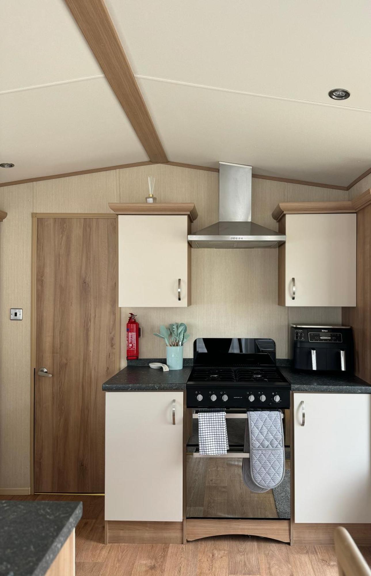 Hot Tub Retreat At Tattershall Lakes Exterior foto